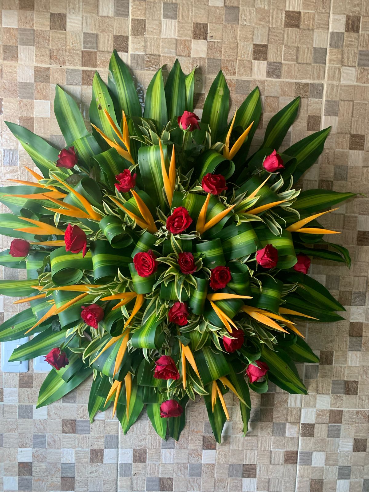 Coroa de Rosas Vermelhas 